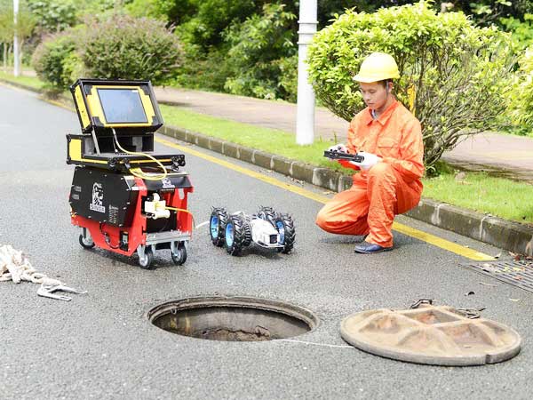 文城镇管道机器人检测